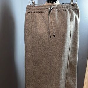 Zara Pencil Skirt Color-Gray Size-XL NWT